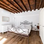 Giano Host - Gozzano, Simple Pleasures
